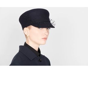 Dior pearl earrings SOLD